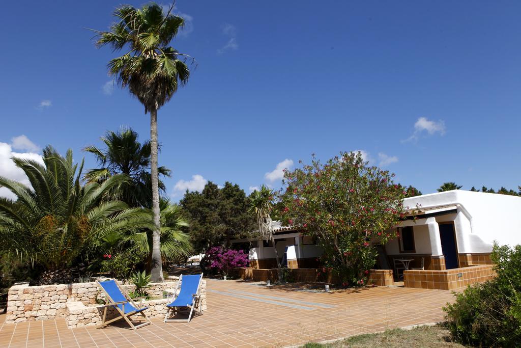 Hotel Ca Mari Playa Migjorn Buitenkant foto